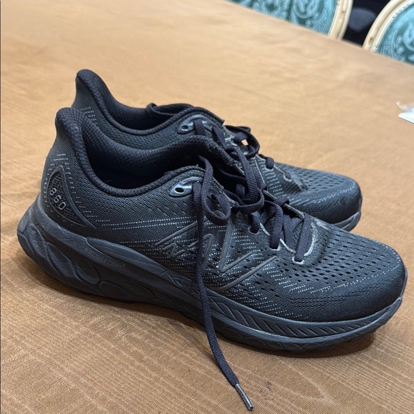 New Balance Sneakers - Picture 1 of 6